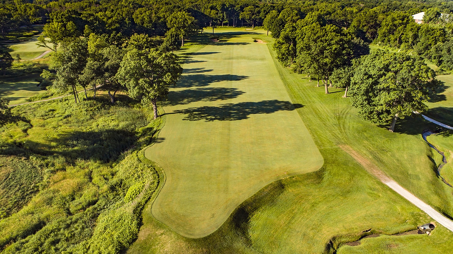 The long par 4 16th at Shoreacres