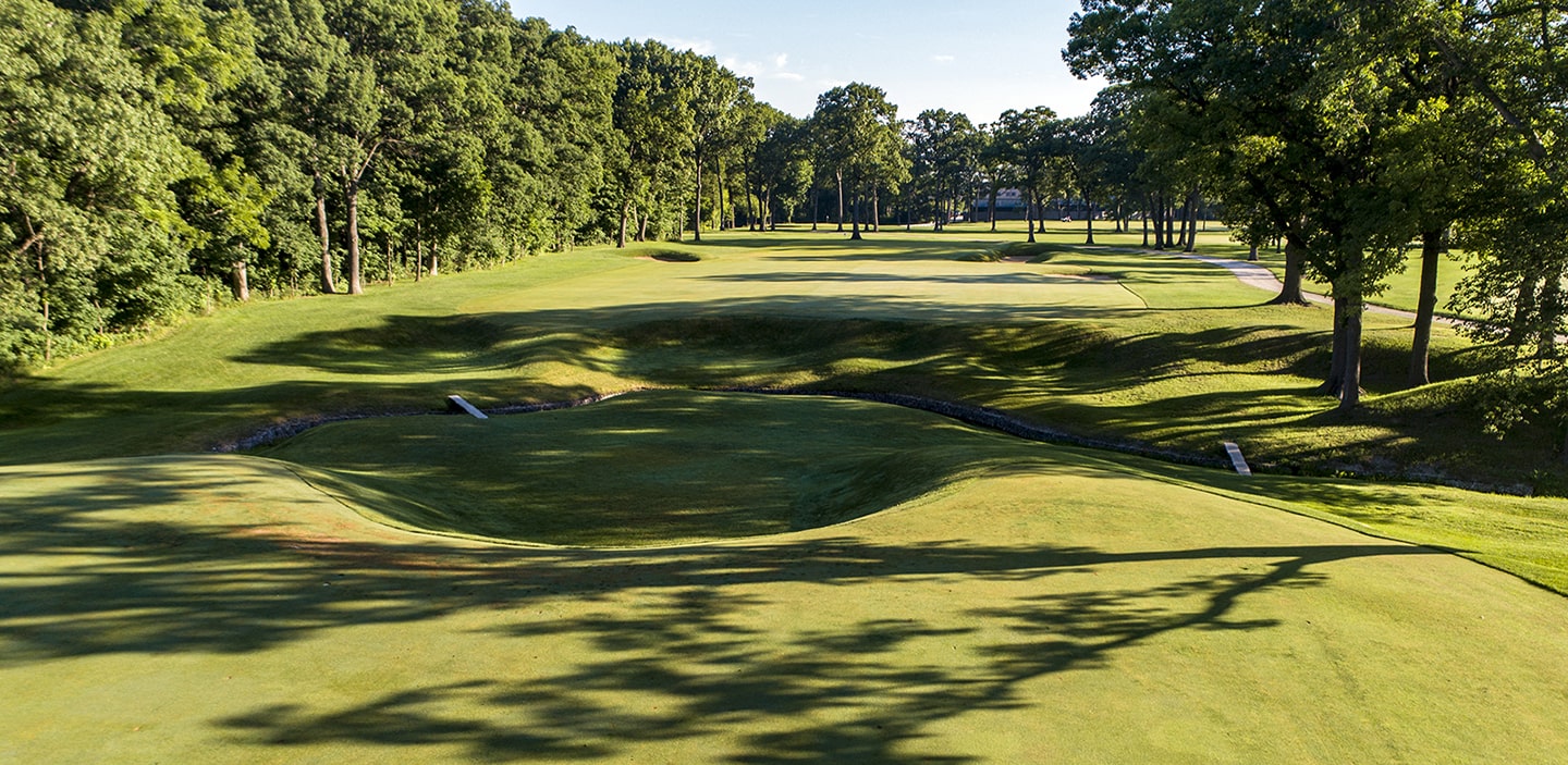 The ravine that splits the 5th fairway at Shoreacres
