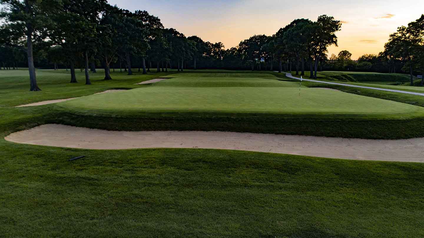 The biarritz 6th from behind at Shoreacres