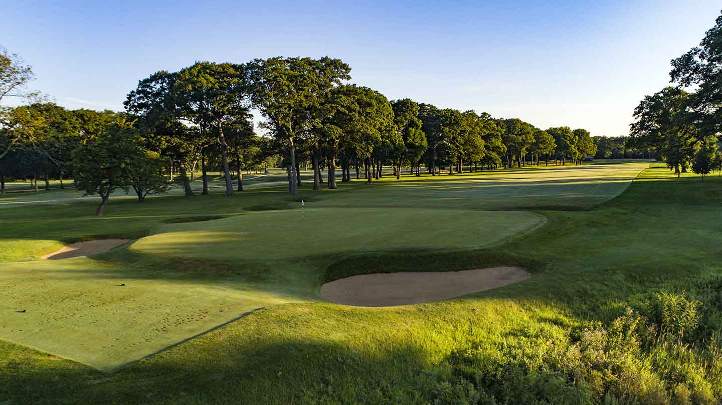 Behind the 7th at Shoreacres
